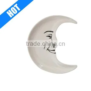 Promotional Gif Ceramic Porcelain Moon Shaped Plate thumbnail-1