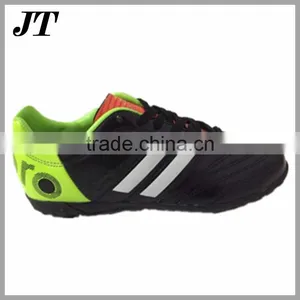 Brand Soccer Shoe Football Boots for Teenager Stock in China thumbnail-2