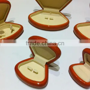 Sector Wooden Ring/Watch/bangle/Bracelet/Pendant/Necklace/Earring Jewelry Box thumbnail-1