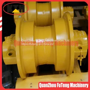Komatsu D65PX-12 Dozer Bottom Track Roller Bottom Roller thumbnail-1