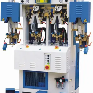Automatic Shoe Back Parts Molding Machine thumbnail-1