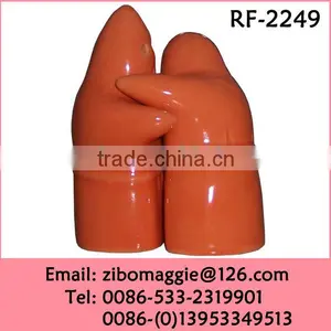 Beautiful Colored Personalized Porcelain Salt and Pepper Set Wholesale for Tableware Made in Zibo thumbnail-1