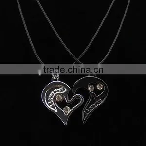 Loving Couple Accessories Gifts Wholesale Men's Wolf Tooth Pendant Necklace thumbnail-2