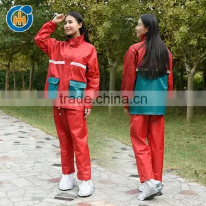 China Polyester Transparent Raincoat thumbnail-1