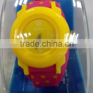 Colorful Plastic Quartz Movement Cool Watch for Teenagers thumbnail-5