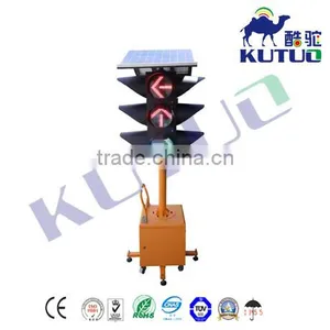 Hot Selling Kutuo Solar Traffic Light 300mm Mobile Solar Energy Traffic Cone Light thumbnail-2