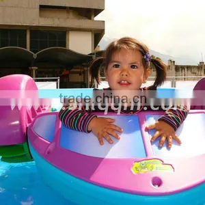 Kids Plastic Rowing Paddle Boat Water Boat for Water Game thumbnail-3
