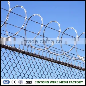 Diamond Mesh Fence Wire Fencing Concertina Razor Barbed Wire Razor Wire Fencing Razor Barbed Wire Price thumbnail-3