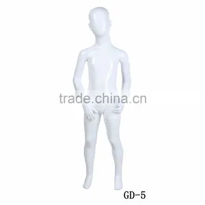 PlastIc Full Body of Child Mannequin for Window Display thumbnail-1