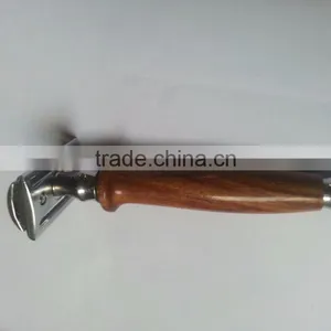Titan New Style Wood Handle Safety Razor thumbnail-1