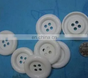 PLANT DIRECT WHOLESALES BIG HOLE BUTTON FASHION PLASTIC 4 HOLES BUTTON BIG SIZE WIND COAT BUTTON thumbnail-3