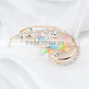Manufacturers Rhinestone Feather Brooches Wholesale Beautiful Flower Brooch thumbnail-2