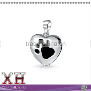 Black Enamel Animal Paw Print Heart Pendant thumbnail-1