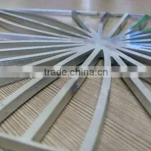 Laser Cutting Machine for Nameplate thumbnail-1