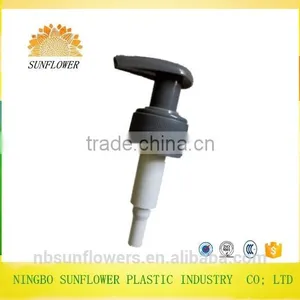 Hand Press Big Dosage Lotion Screw Liquid Wash Dispenser Pump thumbnail-1