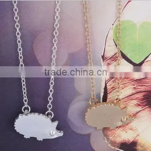 Good Quality Cute Zinc Alloy Pendant Necklace With Couple Birds On Branch thumbnail-5