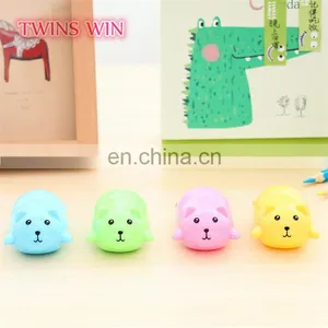 2018 Cute Korean Stationery Candy Color Bear Plastic Pencil Sharpener for School Students Kids Manual Pencil Sharpener thumbnail-2