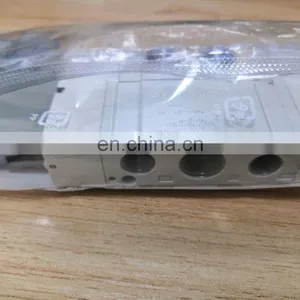 Hot Sales SMC 5/2 Solenoid Valve Single Solenoid Coil SY7120 Series SY7120-5Y0-C8-F thumbnail-4