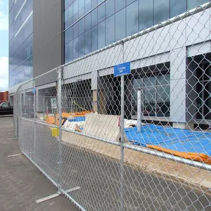 Chain Link Temporary Fence for Roadside Safety With Reflective Strips thumbnail-1