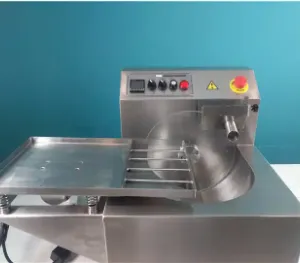 Automatic Coco Beans Chocolate Beans Melting and Grinding Machine thumbnail-4