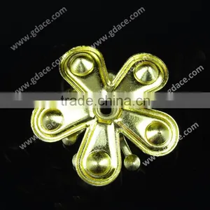 Flower for Shoes Centerpiece thumbnail-2