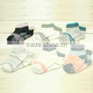 [Japanese Design] Socks for Baby and Toddler (hosiery) thumbnail-1