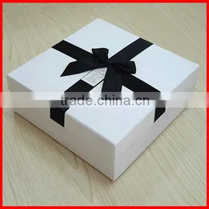 Top Grade ! High Quality Hot Sale Custom Printed White Paper Scarf Packaging Box Wholesale thumbnail-1
