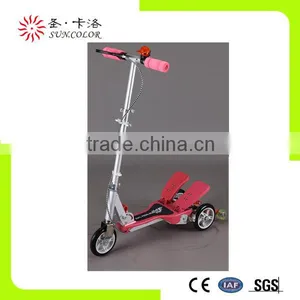 Hot Three Wheel Pedal Scooters thumbnail-1