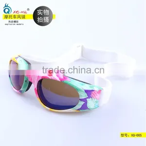 Wholesale Sunglasses Fashion Sports Glasses Sports Eyewear in Outdoor Sport thumbnail-3