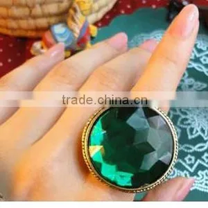 Green Big Round Gemstone Cutting Flower Vintage Ring Jewelry For Women thumbnail-3