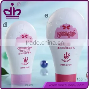 Plastic PE Shower Gel Bottle With Flip Top Caps thumbnail-1