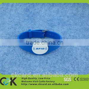 High Quality Soft PVC Wrist Band Custom Logo Printing thumbnail-2