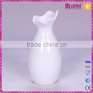 High Quality White Glazed Ceramic Vase Flower thumbnail-2