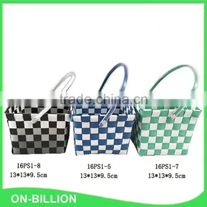 Plastic PP Material Colorful Wholesale Easter Baskets thumbnail-4
