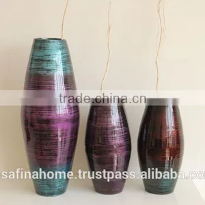 Colored Lacquer Vase thumbnail-1