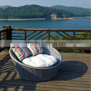 Fashion Round Lounger Bed thumbnail-1