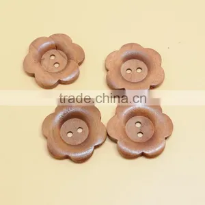 Sedex Audited Factory 2 Pillar Sunflower Shape Wooden Button thumbnail-3