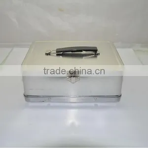 Rectangle Tin Box With Handle on Lid thumbnail-1