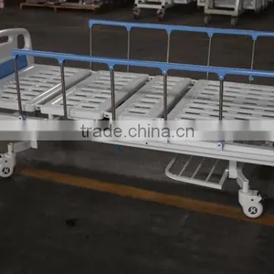 BV Factory High Quality Nursing Manual Care Bed thumbnail-5
