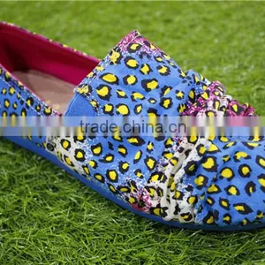 Fashion and Cheap Printing Cloth Shoes thumbnail-4