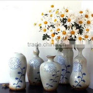 Jingdezhen Blue And White Floret Bottle Hand-Painted HY0013 thumbnail-1