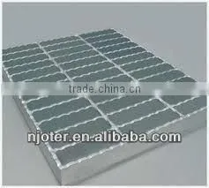 Serrated Steel Bar Grating thumbnail-1