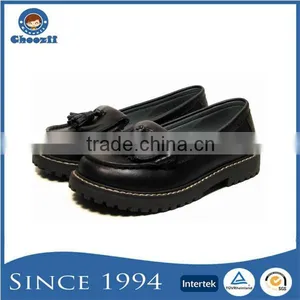 2016 Guangzhou Wholesale Girls Unique Design Tassel Slip-on Leather School Shoes thumbnail-2