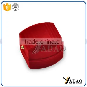 Most Cheap Red Flocking Packaging Small Jewelry Boxes for Ring thumbnail-6