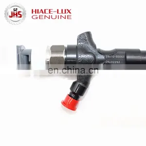 High Quality Common Rail Injector for Hilux Vigo 2KD-FTV OEM 23670-09360 23670-0L010 23670-0L070 thumbnail-3