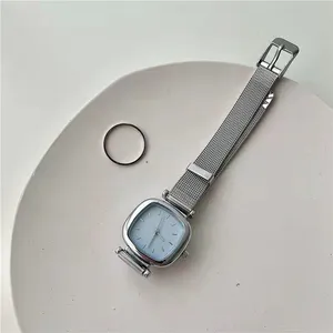 Chain Steel Belt Quartz Watch thumbnail-1