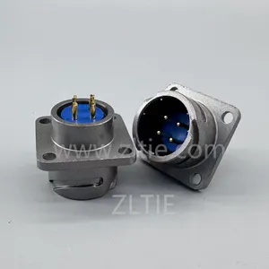 FQ18 Series 4-Pin Square Flange Male Socket thumbnail-1