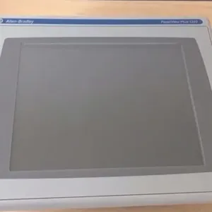 Allen Bradley Panelview Plus 7 15 In. 2711P-T15C21D8S thumbnail-1