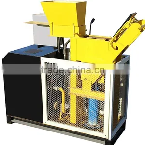 2015 New Style Sample Operate Clay Block Making Machine for Interlocking Brick Made in China thumbnail-3