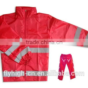 Factory Price Custom Waterproof Safety Raincoat thumbnail-2